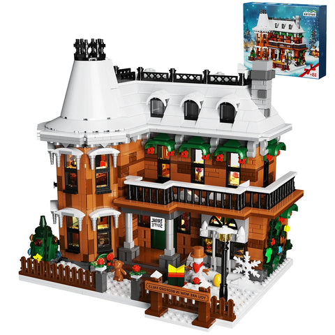 Verschneites Weihnachtshaus 