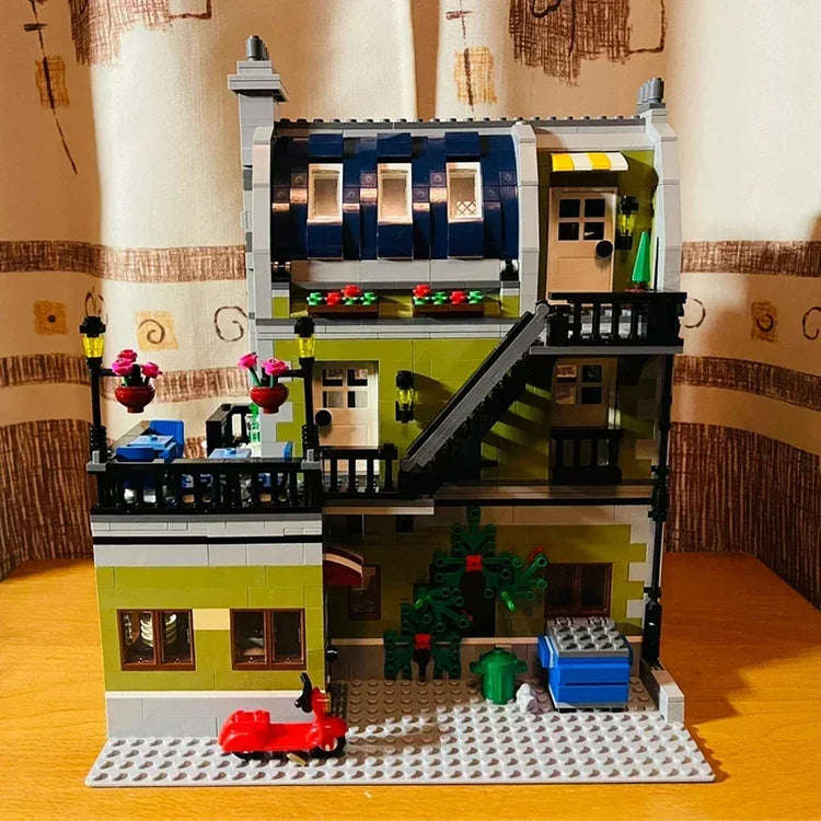 Restaurant Klemmbaustein-Set mit 2.469 Teilen – Modularer Gebäudebausatz | ähnlich Lego 10243