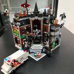 Superhelden-Krankenhaus – detailreiches Modell ähnlich LEGO® Arkham Asylum | 2.953 Steine